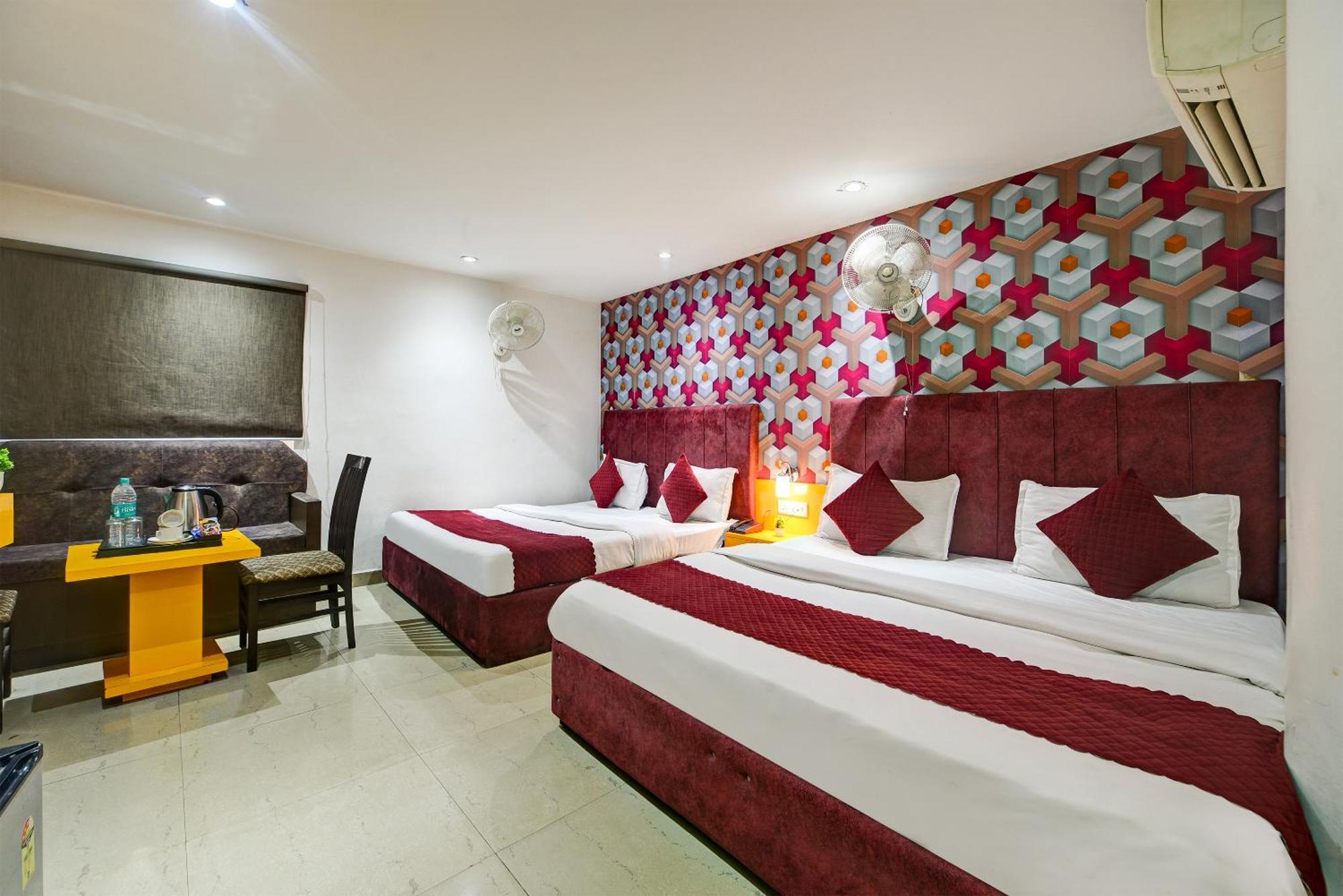 Hotel Kelvish -igi Airport
